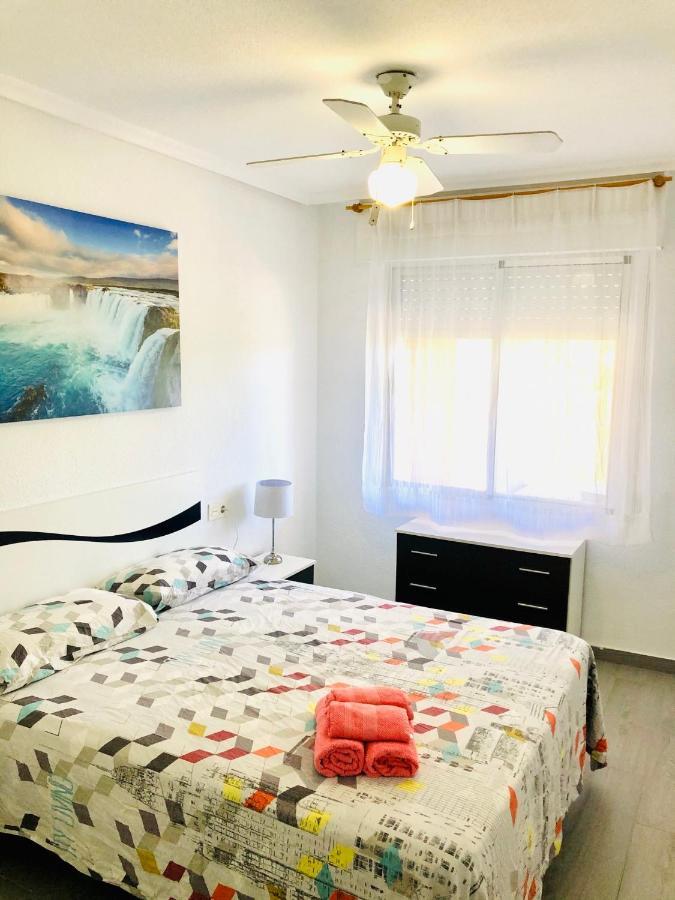 Apartamento Santa Pola"The Guitar" 300 M De La Playa Eksteriør billede